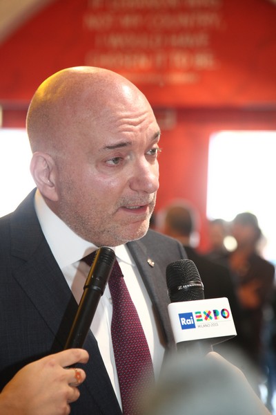 Hakim inaugurates Lebanon’s National Day at Expo Milano 2015